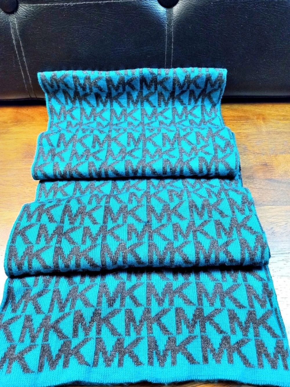 Michael Kors MK Logo Jacquard Knit Scarf Blue & Black